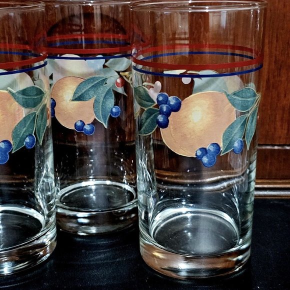 3) Corelle Abundance Drinking Glasses 14oz Tumblers Corning vintage fruit - Picture 4 of 9